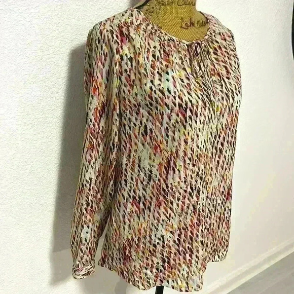 The Limited women’s satin long sleeve printed top size M - Picture 6 of 11